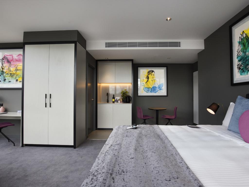 Art Series - The Chen Box Hill Exterior photo A room at the Hotel