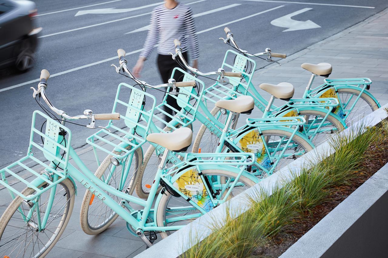 Art Series - The Chen Box Hill Exterior photo LimeBike
