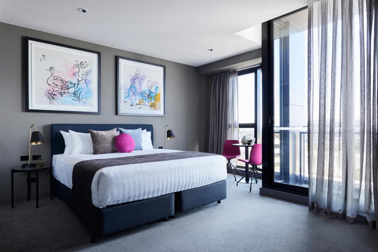 Art Series - The Chen Box Hill Exterior photo A bedroom at the Hotel